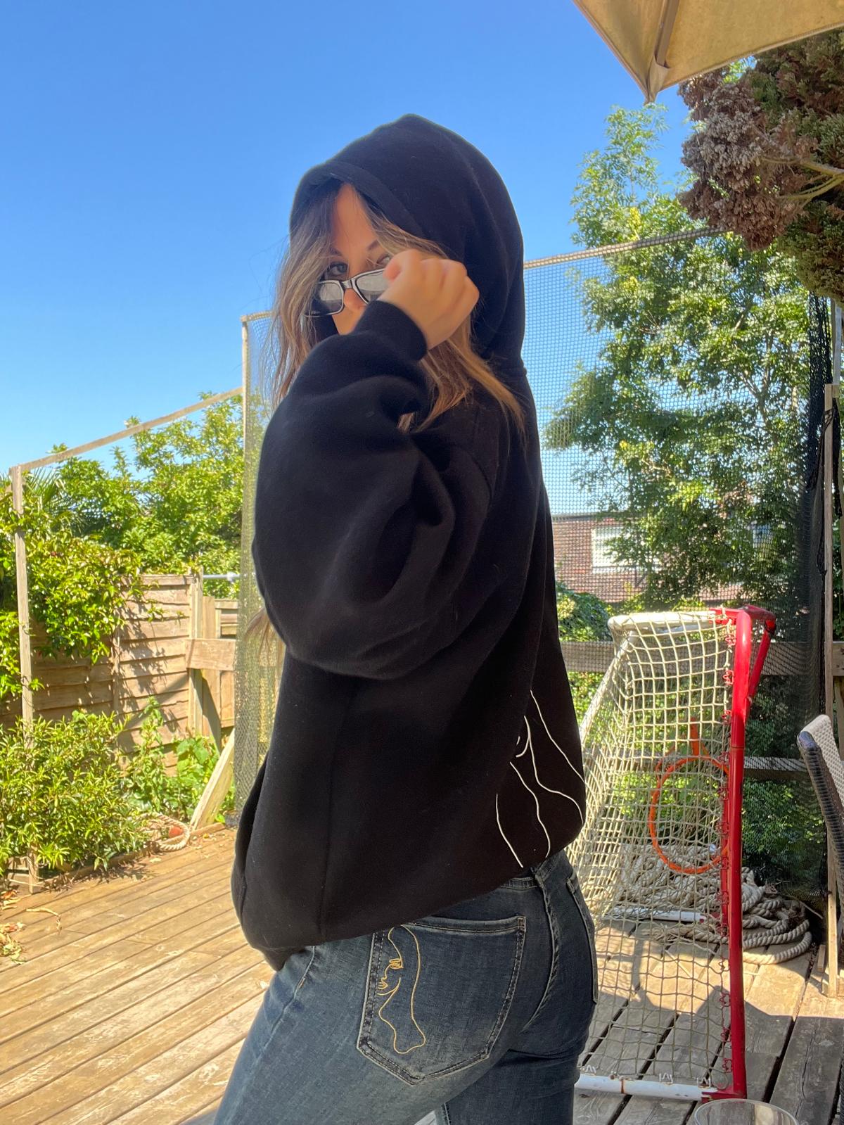 Charlotte Summers 1 Black Hoodie 1 Pink Shirt