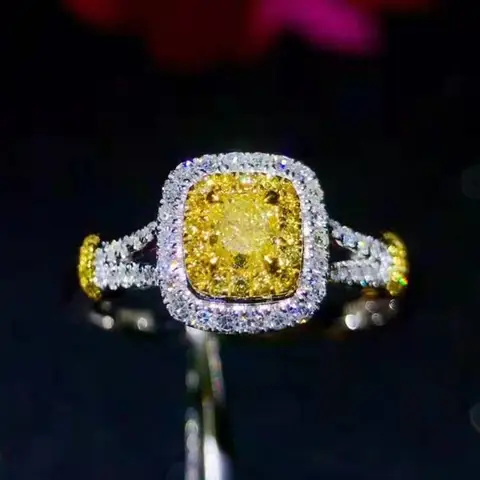 DON JOHN $3,000. 18K Gold & Natural Diamonds Women's